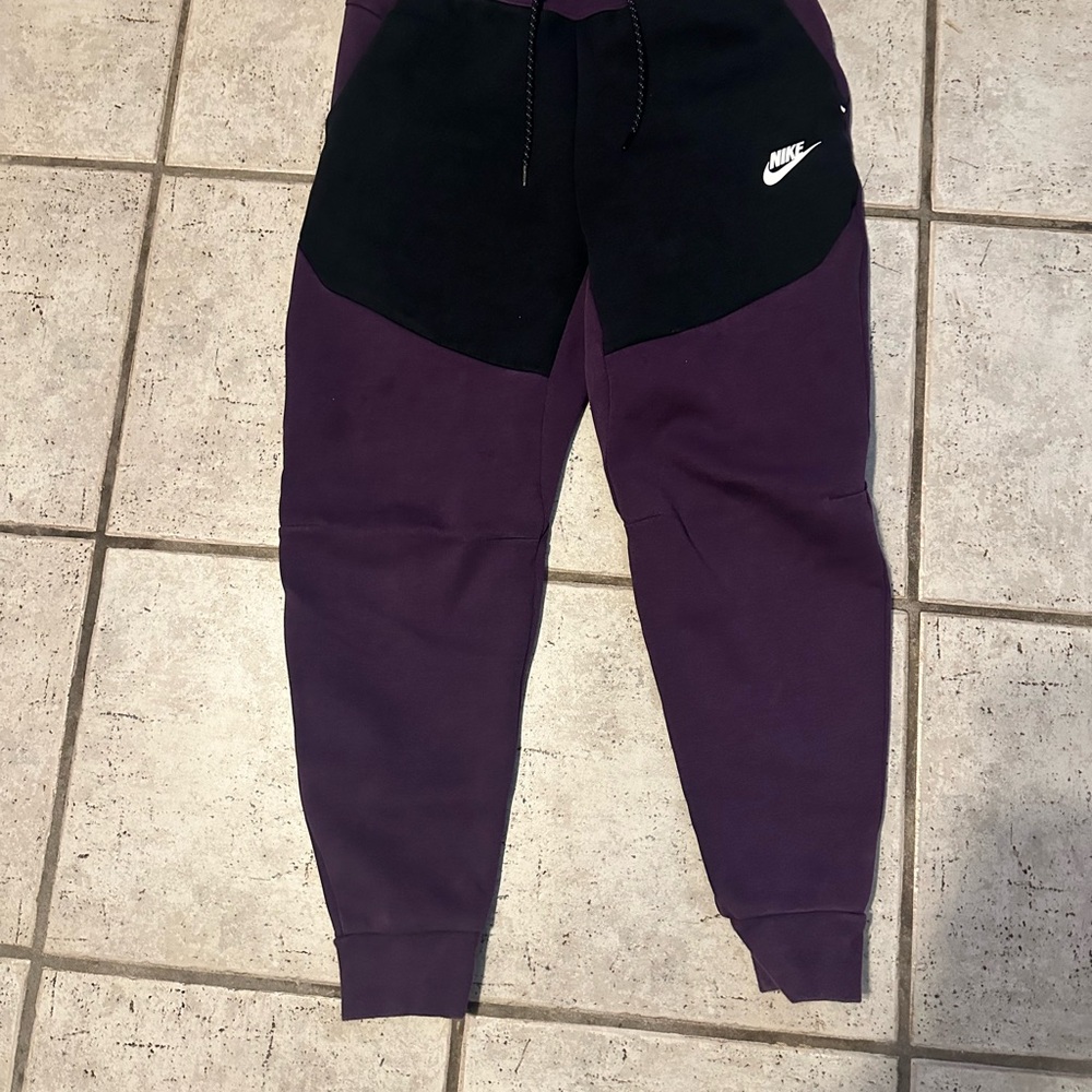 Nike Stylish Purple and Black Sweatpants